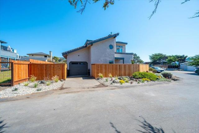 Detail Gallery Image 6 of 52 For 1980 Sherwood Dr, Cambria,  CA 93428 - 2 Beds | 2 Baths