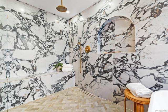 1170 Rancho Encinitas Dr, Encinitas CA: https://media.crmls.org/mediaz/39ac4032-7e91-4a19-9c3d-8362a1141dc0.jpg