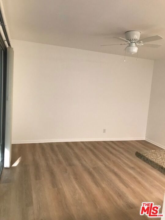 1453 S Westgate Avenue, Los Angeles CA: https://media.crmls.org/mediaz/39acb37b-37fe-4cc3-aa55-1f582b68dcde.jpg