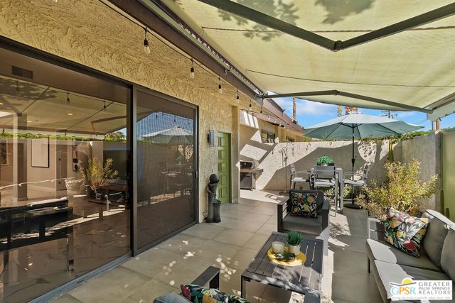 1475 E Amado Road, Palm Springs CA: https://media.crmls.org/mediaz/39ad156e-78d0-4159-9929-269d006061ae.jpg
