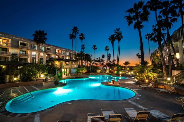 999 N Pacific Street, Oceanside CA: https://media.crmls.org/mediaz/39ad9ebb-1698-4c53-afd6-ae87373bb98d.jpg