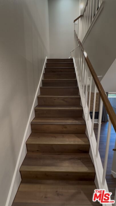 11260 Overland Avenue, Culver City CA: https://media.crmls.org/mediaz/39ada9c7-4ce7-480b-9c0d-7a22449d24db.jpg