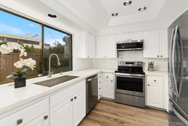 Detail Gallery Image 6 of 31 For 836 S Sierra, Solana Beach,  CA 92075 - 2 Beds | 2/1 Baths
