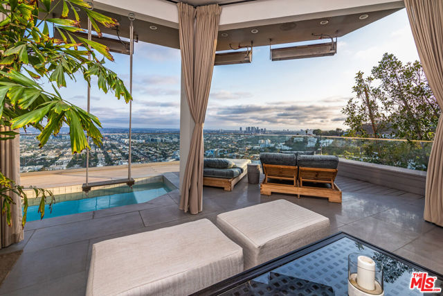 8572 Hillside Avenue, Los Angeles CA: https://media.crmls.org/mediaz/39af9968-7670-4f71-9d19-09afc5f41f25.jpg
