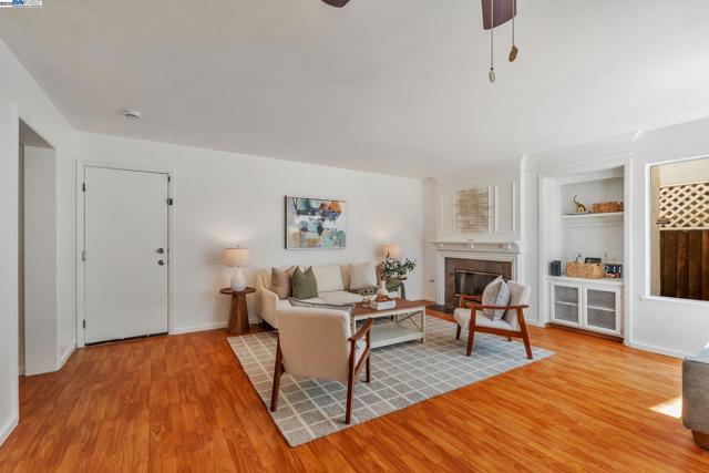 840 Menay Dr, Tracy CA: https://media.crmls.org/mediaz/39afef2f-c3e2-4728-a87d-ea89fd8b4701.jpg