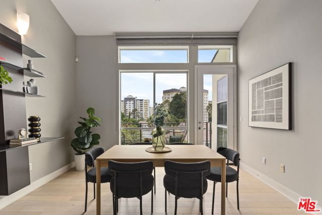 600 S Ridgeley Drive, Los Angeles CA: https://media.crmls.org/mediaz/39b06c9b-635d-4e2f-ba89-bd5821d26871.jpg