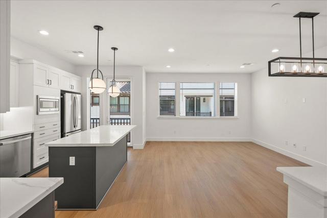 224 Carroll Street, Sunnyvale CA: https://media.crmls.org/mediaz/39b16d13-e630-494e-a915-efd220645d31.jpg