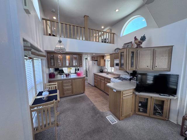 81620 Avenue 49, Indio CA: https://media.crmls.org/mediaz/39b23a7d-109d-48f7-b7ef-7d804e1efe09.jpg