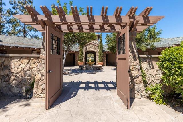 Detail Gallery Image 36 of 43 For 8092 Paseo Arrayan, Carlsbad,  CA 92009 - 5 Beds | 4/1 Baths