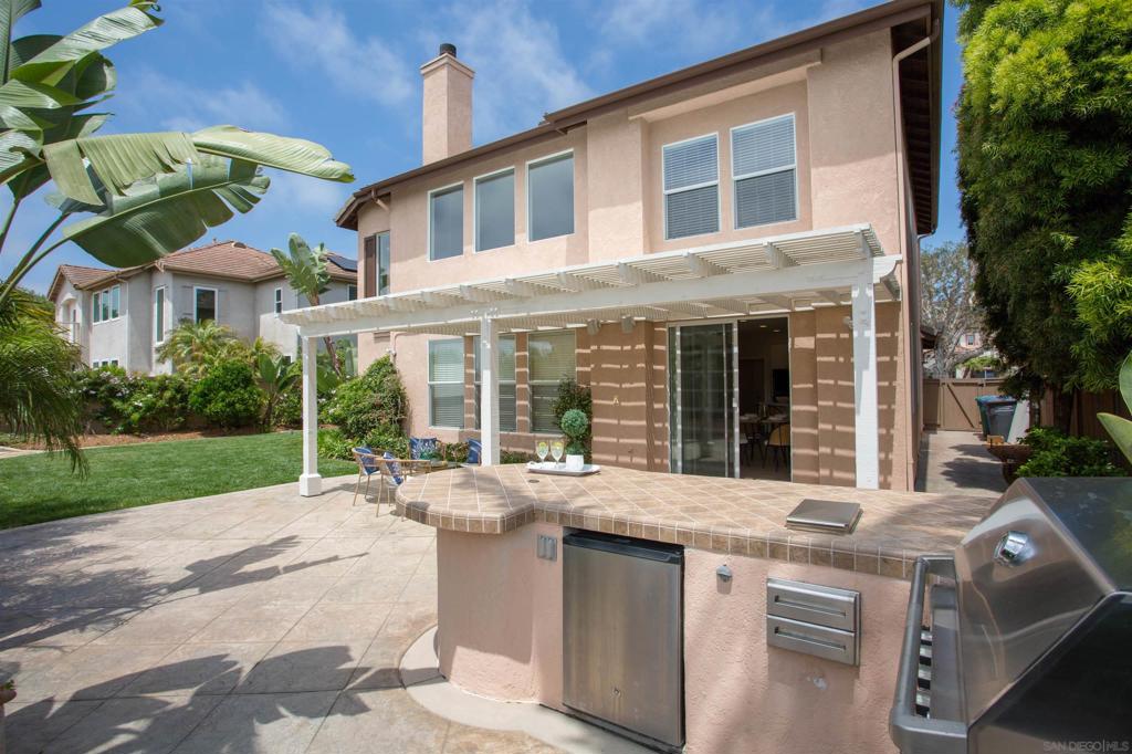 MLS #250032251SD img 11