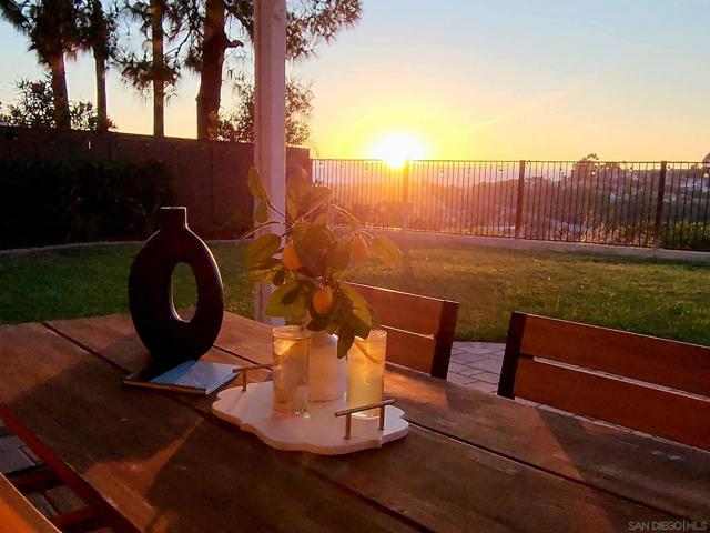 12440 Kestrel St, San Diego CA: https://media.crmls.org/mediaz/39b35cb4-a2db-4692-8106-fe7bd163540e.jpg
