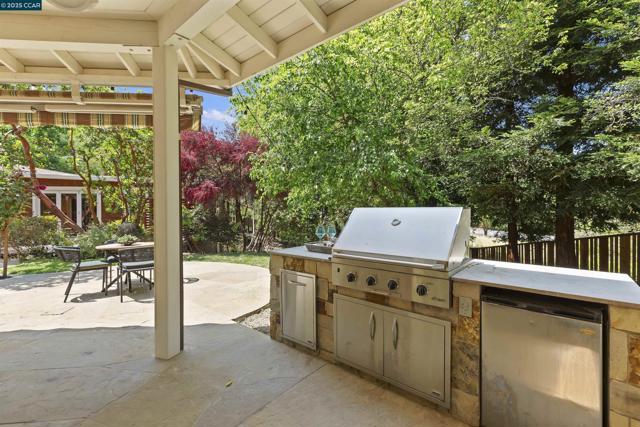 1754 Reliez Valley Rd, Lafayette CA: https://media.crmls.org/mediaz/39b57af3-d26e-4bbc-8710-9012cf4e63c4.jpg