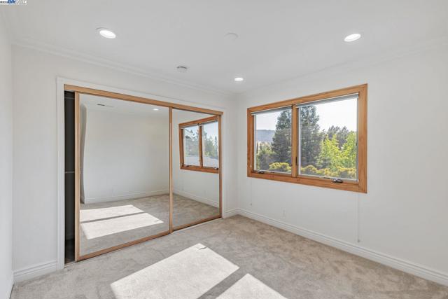 324 Merrilee Place, Danville CA: https://media.crmls.org/mediaz/39b5d5b8-5d5a-4486-8e12-e8a7097d4a65.jpg