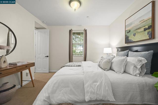 7774 Stoneleaf Rd, San Ramon CA: https://media.crmls.org/mediaz/39b6101c-9b17-437c-beaf-3ce987d9dd14.jpg