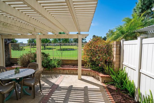 Detail Gallery Image 27 of 43 For 1015 Gleneagles Pl, Vista,  CA 92081 - 2 Beds | 2 Baths