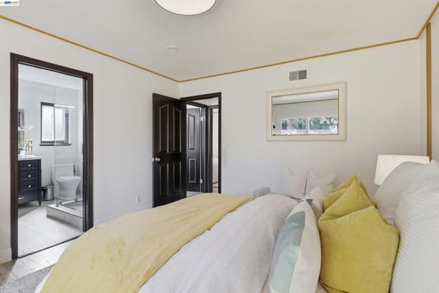 Image 28 of 39 For 4972 Minas Dr