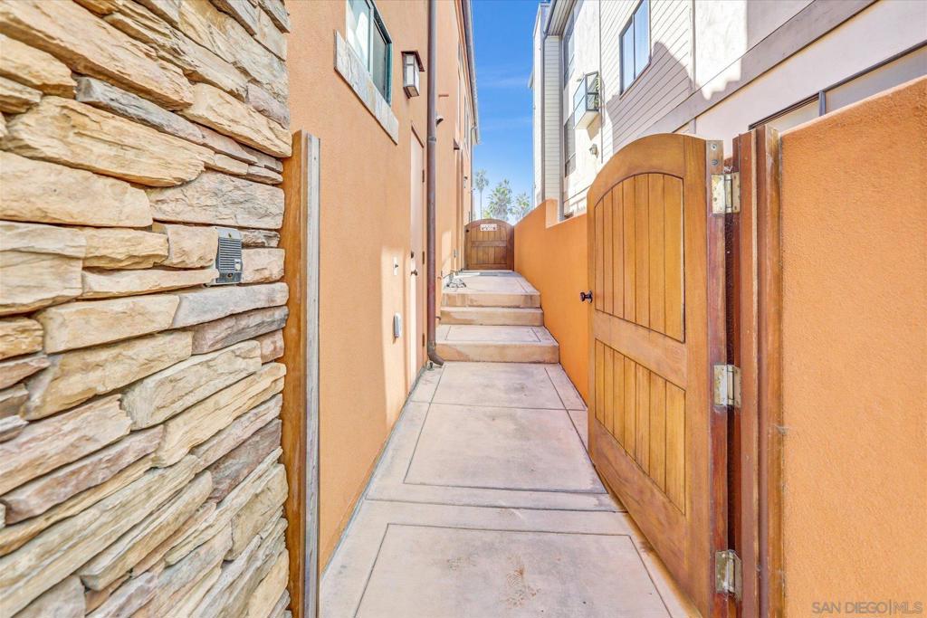 2636 Strand Way - photo 2