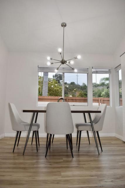 2206 Luz Way, Oceanside CA: https://media.crmls.org/mediaz/39baac15-7514-44d8-91e6-92a5d49127f9.jpg