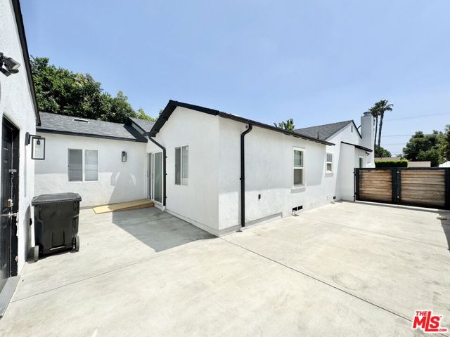 5937 Ranchito, Los Angeles CA: https://media.crmls.org/mediaz/39bb9a75-226f-4859-9a8e-0a2a0112ad1e.jpg
