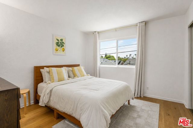 2 Bed Home for Sale in Culver City, California