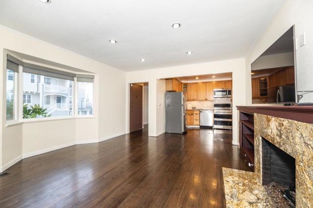 875 Broadway, Belmont CA: https://media.crmls.org/mediaz/39bd02a3-f070-42b4-8e21-56bfa979fc72.jpg