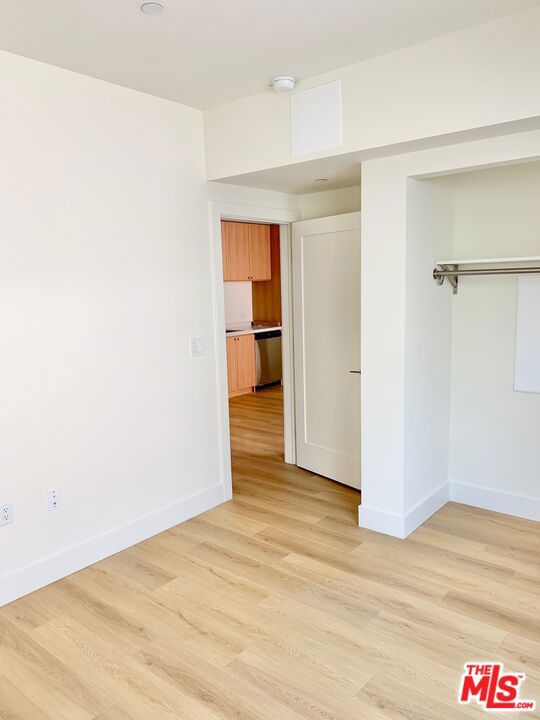 1822 Overland Avenue, Los Angeles CA: https://media.crmls.org/mediaz/39bd0431-4600-4ce7-aa80-014e35a2f9ba.jpg