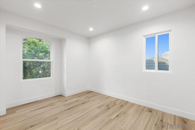 2196 Kirkcaldy Rd, Fallbrook CA: https://media.crmls.org/mediaz/39bd448b-c2bd-424f-ba7a-ad880c0201c5.jpg