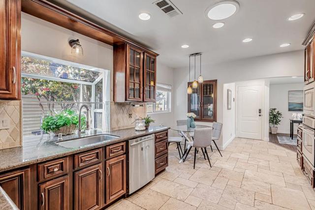 284 Garcia Avenue, San Leandro CA: https://media.crmls.org/mediaz/39be6a6c-544a-43ce-bf81-433048627f02.jpg