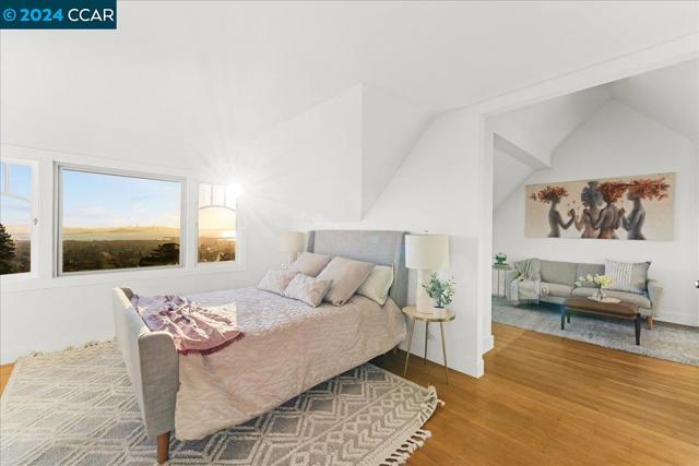 Image 32 of 60 For 900 Spruce Street