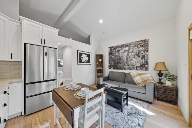 320 N Ellsworth Avenue, San Mateo CA: https://media.crmls.org/mediaz/39bf7adc-fd31-46cf-bb27-f4ecb9150e88.jpg