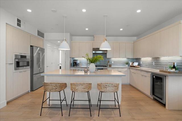 16293 Gellatt Court, Los Gatos CA: https://media.crmls.org/mediaz/39bfa464-a7e0-48ff-90e1-586cd01fcdbc.jpg