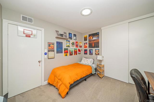4507 Carnaby Court, Carlsbad CA: https://media.crmls.org/mediaz/39c00e10-cc44-457d-a2bb-c99e0c6edd5a.jpg