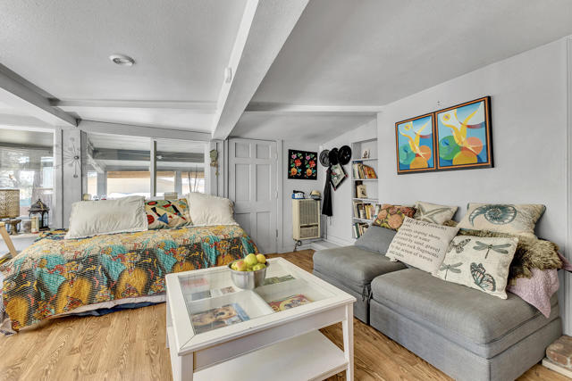 25585 Alderwood St Street, Idyllwild CA: https://media.crmls.org/mediaz/39c05e22-e664-402c-82fe-a80a2f8f53c0.jpg