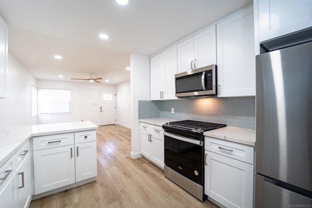 2073 79 Reed Ave, San Diego CA: https://media.crmls.org/mediaz/39c0808e-e5c1-4297-b811-c4d5d08855c6.jpg