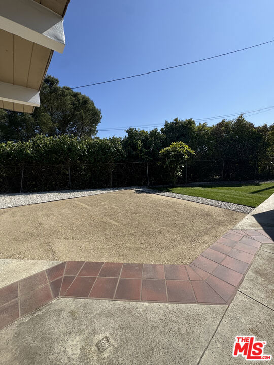 6111 Monero Drive, Rancho Palos Verdes CA: https://media.crmls.org/mediaz/39c0e7ec-596f-4e1a-82dc-833ccb8ea73c.jpg