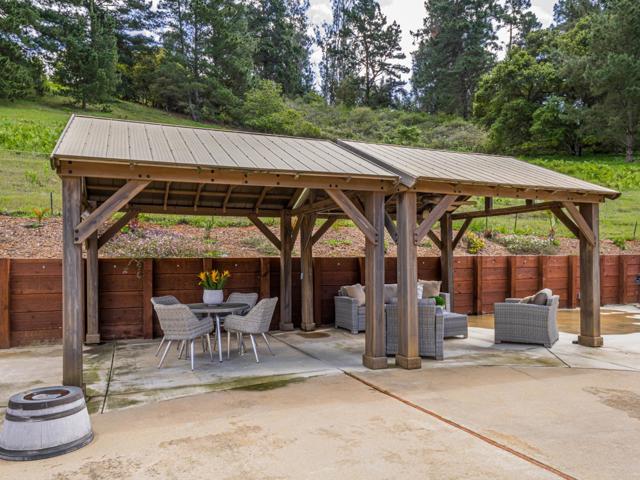 20150 Tarawild Court, Prunedale CA: https://media.crmls.org/mediaz/39c46d74-3de3-47e2-a022-57ced7820d2f.jpg