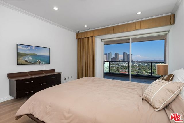 10490 Wilshire Boulevard, Los Angeles CA: https://media.crmls.org/mediaz/39c68e6f-3acc-4000-a3aa-aad74829efbd.jpg