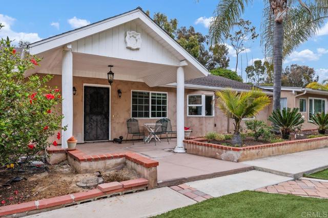 1093 Rancho Santa Fe Rd., Encinitas CA: https://media.crmls.org/mediaz/39c6f0bb-5a57-488f-b4d0-30aeccd5b9d6.jpg