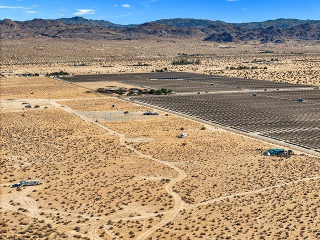 0 Sun Mesa Road, Joshua Tree CA: https://media.crmls.org/mediaz/39c7977e-6029-4b12-9240-a0b96cc04b3e.jpg