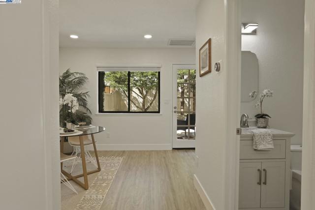 7650 Arbor Creek Cir, Dublin CA: https://media.crmls.org/mediaz/39c7a2ff-45d5-4477-80c1-aac130cdfebe.jpg