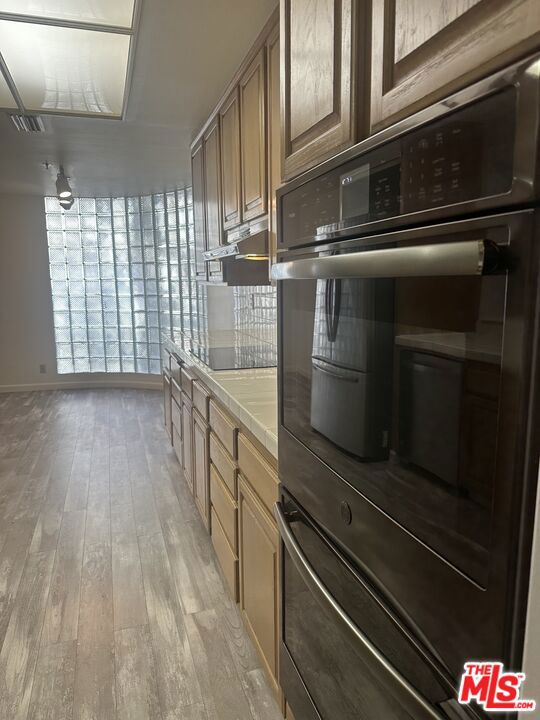 2122 Century Park Lane, Los Angeles CA: https://media.crmls.org/mediaz/39c80310-8ca9-4ae4-9f8f-84ddb778d27c.jpg