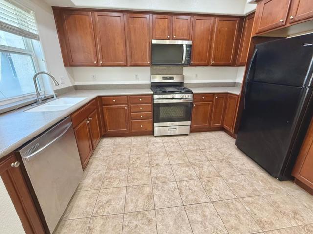 2726 Holly Street, San Pablo CA: https://media.crmls.org/mediaz/39c83f0e-1091-430e-95bf-e258369bdd01.jpg