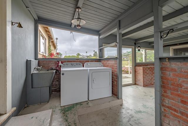 137 Whiting Road, Watsonville CA: https://media.crmls.org/mediaz/39c879f4-aa70-4d00-8500-a22334fabba5.jpg