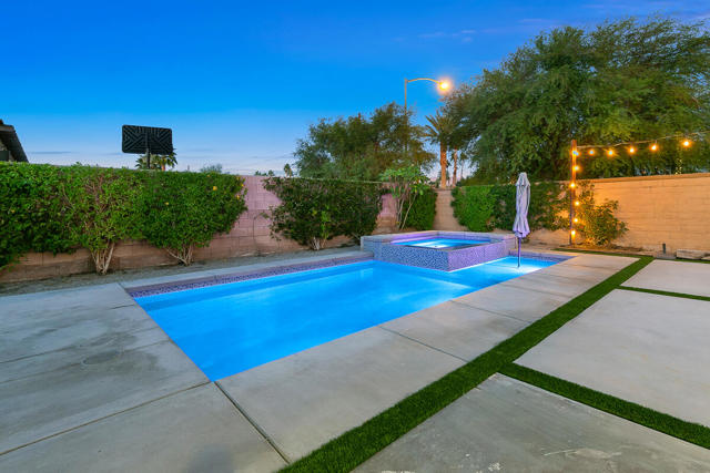 43820 Cape Cod Court, Indio CA: https://media.crmls.org/mediaz/39c891f6-ab40-4c7e-8994-bb3440a82934.jpg