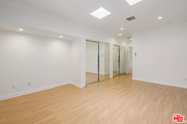 8760 White Oak Avenue, Sherwood Forest CA: https://media.crmls.org/mediaz/39c8a957-1391-4590-9008-1e1f8f36b4ee.jpg