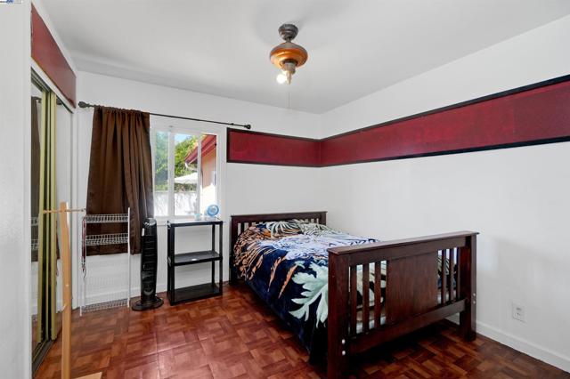 26361 Huntwood Aave, Hayward CA: https://media.crmls.org/mediaz/39c96d4d-31ca-4849-8a70-8743f5d4712e.jpg
