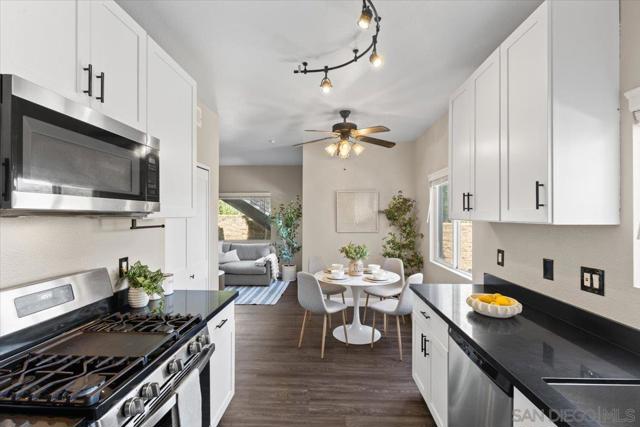 9728 Marilla Dr, Lakeside CA: https://media.crmls.org/mediaz/39c984b5-238c-4850-96a5-a6bb7c59c2f9.jpg