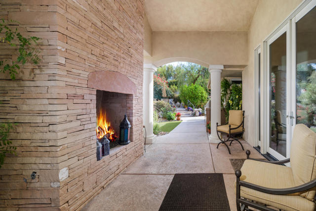 113 Heather Court, Palm Desert CA: https://media.crmls.org/mediaz/39ca3453-2d8e-4e5e-b513-ed91f20494fd.jpg