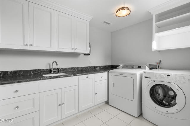 2102 Buena Vista Drive, Camarillo CA: https://media.crmls.org/mediaz/39ca9357-7ca1-4901-8719-266b25291b8e.jpg