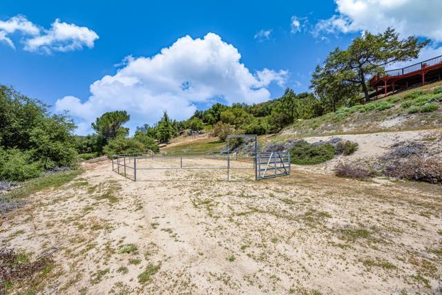 10649 Boulder Creek Rd, Descanso CA: https://media.crmls.org/mediaz/39cbf93f-158b-48ac-80a1-1c500e749476.jpg